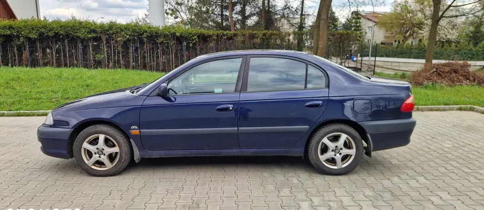 toyota Toyota Avensis cena 3500 przebieg: 271000, rok produkcji 2001 z Gdańsk